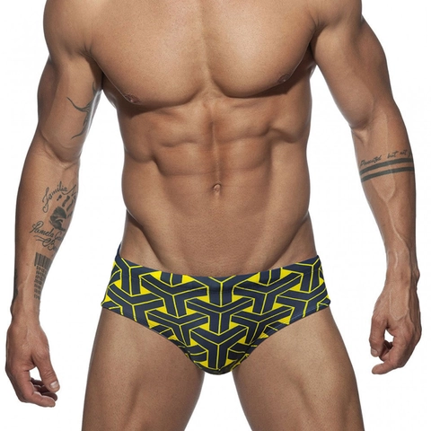 Men Swim Briefs Geometric Print Quick Dry Elastic Beachwear Low Waist Swimwear For Swimming Surfing Fitness Trendy Male Bathing Suits