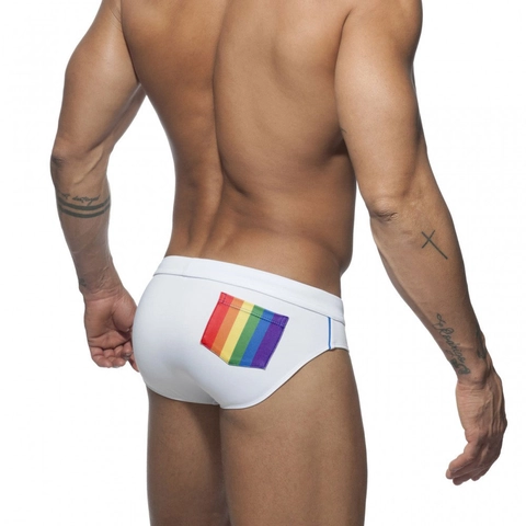 Sexy Herren Badeslips Nylon Elasthan Regenbogen Pride Flagge Tasche Low Rise Badehose Verstellbarer Kordelzug Strandbekleidung