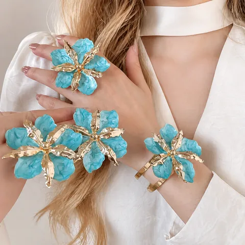 Vintage Oversized Flower Jewelry Set For Women Iron Drip Oil Enamel Floral Stud Earrings Open Bangle Ring Fashion Accessories