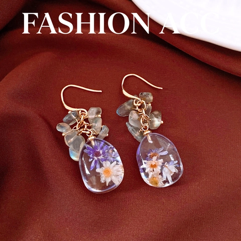 New Chinese Style Resin Dried Flower Drop Earrings For Women Elegant Handmade Floral Earrings With Natural Stone Chips Chic Resin Jewelry