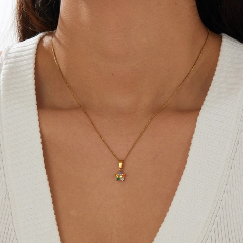 Stainless Steel Flower Pendant Necklace For Women Gold Plated Dainty Rhinestone Floral Clavicle Chain Jewelry Elegant Gift