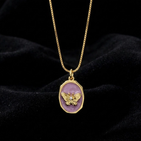 Vintage Vergoldete Kupfer Schmetterling Anhänger Halskette Lila Emaille Zirkonia Verstellbare Venezianerkette Damen Schmuck