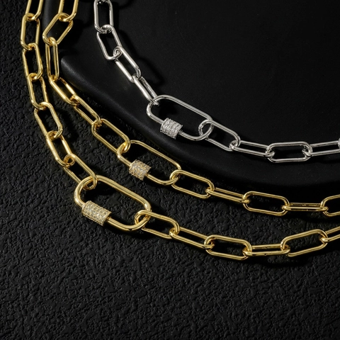 Collana a Graffetta Hip Hop Ciondolo Moschettone in Zirconia Rame Placcato Oro Collana Stile Industriale Gioielli Moda