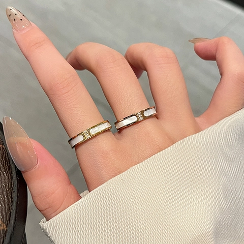 Titanium Staal Schelp Ring Met Zirkonia Voor Vrouwen Goud Roségold Minimalistisch Lichte Luxe Mode Ring Sieraden