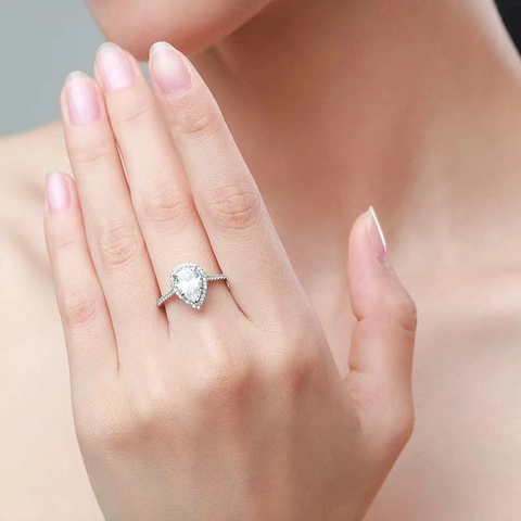 Pear Cut Halo 925 Sterling Silver Ring For Women Luxury Simulated Diamond Zirconia Engagement Wedding Finger Ring Jewelry