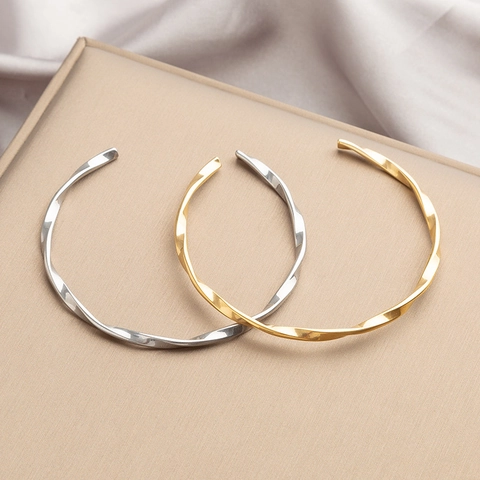 Minimalist Titanium Steel Mobius Twisted Bangle For Women Simple Adjustable Open Hand Cuff Elegant Fashion Jewelry Gift