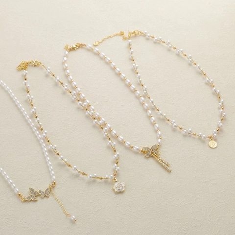 Franse Stijl Imitatie Parel Halsketting Legering Camellia Vlinder Strik Hanger Vintage Sleutelbeenhalsketting Elegant Vrouwen Sieraden
