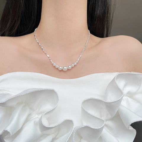 Luxe Legering Splicing Halsketting Met Gradiënt Kunstparels Elegante Zilveren Kralen Sleutelbeenketting Dames Sieraden