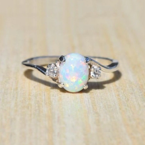 Legierungsring Ovaler Künstlicher Opal Eingelegt Funkelnder Zirkon Vintage Eleganter Schmuck Geschenk Für Frauen