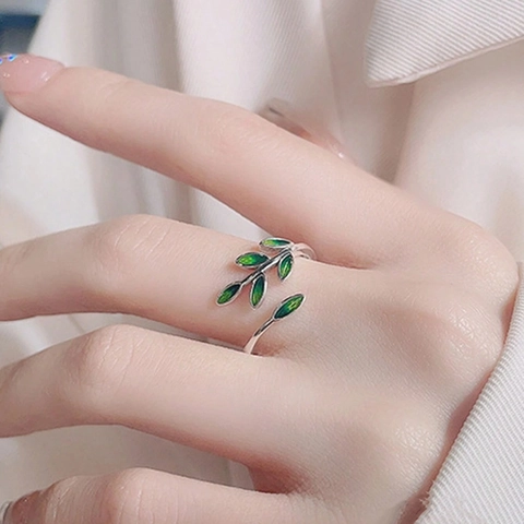 Nature Inspired Adjustable Green Leaf Open Ring Silver Plated Copper Branch Finger Jewelry For Women Everyday Wear Gift