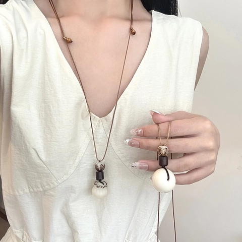 New Chinese Style Retro Bodhi Seed Wood Bead Pendant Necklace For Women Zen Long Sweater Chain Ethnic Jewelry Gift