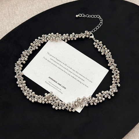 Mode Koperlegering Kralen Cluster Choker Halsketting Voor Vrouwen Verstelbare Sleutelbeenhanger Minimalistische Ronde Bal Metalen Sieraden