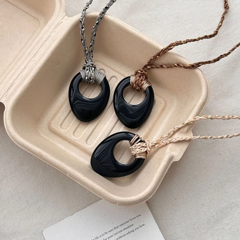 Handgefertigte Geflochtene Kordel Halskette Mit Ovalem Anhänger Für Damen Vintage Neuer Chinesischer Stil Lange Pulloverkette Harzring Schmuck