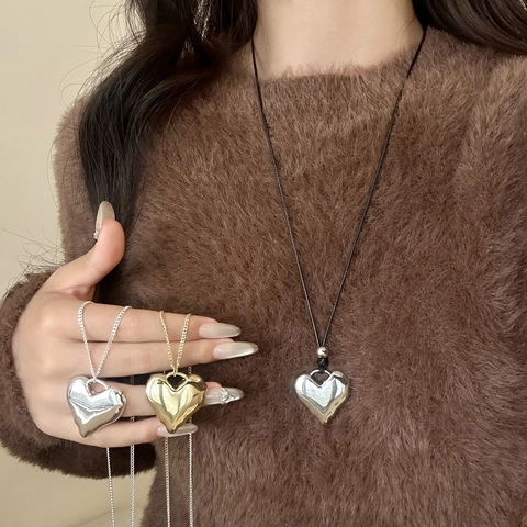 Moderne Minimalistische Hart Hanger Lange Halsketting Voor Vrouwen Koperlegering Goud Zilver Hoogglans Trui Ketting Sieraden