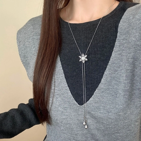 Edelstahlkette Legierung Zirkonia Schneeflocke Anhänger Halskette Für Damen Verstellbare Lange Pulloverkette Winter Schmuck