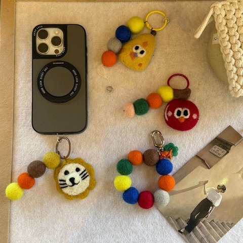 Handgefertigter Wollfilz Obst Tier Handy-Anhänger Schlüsselanhänger Bunte Filzkugel Tasche Anhänger Zubehör Für Damen Süßes Dekor Geschenk