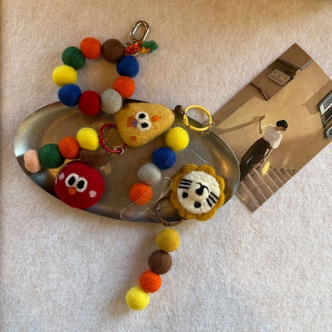 Handgefertigter Wollfilz Obst Tier Handy-Anhänger Schlüsselanhänger Bunte Filzkugel Tasche Anhänger Zubehör Für Damen Süßes Dekor Geschenk