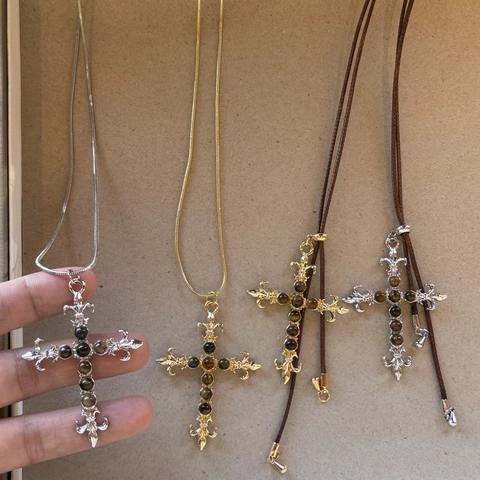Collier Pendentif Croix en Pierre Oeil de Tigre Vintage Chaîne Pull Longue Gothique Fleur-De-Lis Bijoux Rétro Femme