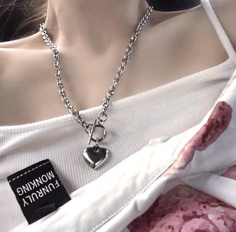 Collar con Broche de Palanca de Acero de Titanio Pulsera de Doble Capa Para Mujer Estilo Minimalista Cool Tono Plateado Colgante Corazón Joyería