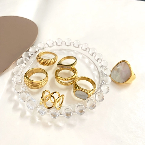 French Vintage Stainless Steel Ring For Women Gold Plated Mother Of Pearl Inlay Geometric Twist Croissant Ring Party Jewelry