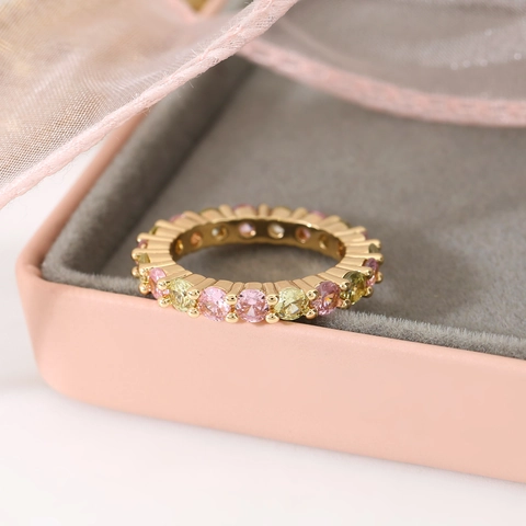Luxury Copper Zirconia Full Eternity Ring For Women Pink Yellow Round Cut Stone Gold Plated Minimalist Stackable Wedding Jewelry Finger Ring