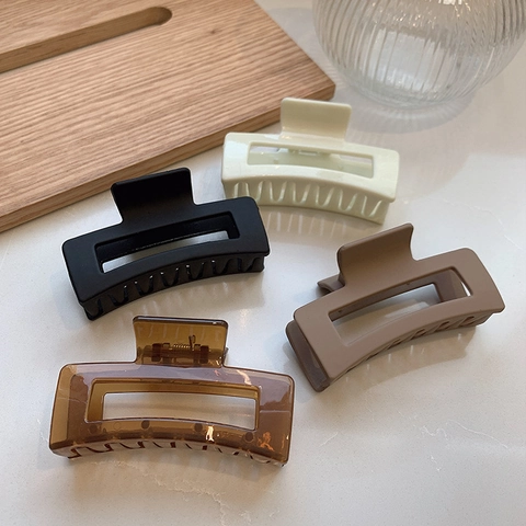 Pinza para el Cabello Francesa Minimalista Hueca Geométrica Rectangular para Mujer Pinza Grande de Resina Mate Elegante