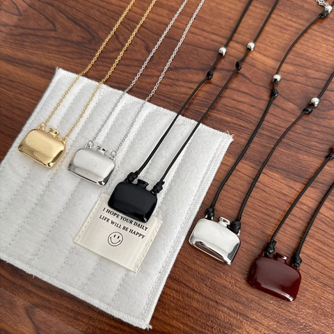 Nischendesign Parfümflasche Anhänger Lange Halskette Für Damen Minimalistische Edelstahlkette Pulloverkette Modeschmuck Zubehör
