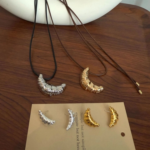 French Vintage Croissant Pendant Necklace For Women Alloy Gold Silver Pleated Spiral Pattern Wax Cord Chain Stud Earrings Jewelry Gift