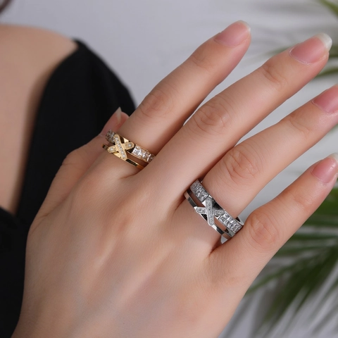 Koreaanse Stijl Titanium Staal Zirkonia Dubbellaagse X-Kruis Ring Voor Dames Elegante Goud Zilver Vergulde Sieraden Cadeau