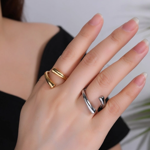 Minimalist Titanium Steel Open Ring For Women Luxurious Gold Silver Plated Winding Geometric Ring Fashion Jewelry Accessory