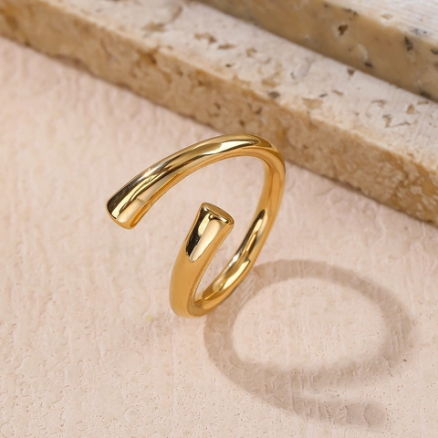 Minimalist Titanium Steel Open Ring For Women Luxurious Gold Silver Plated Winding Geometric Ring Fashion Jewelry Accessory