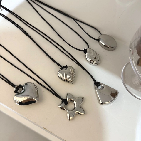 Collar Largo con Colgante de Corazón y Estrella de Acero Inoxidable Cobre Cordón Negro Joyería Regalo para Mujeres Niñas Cadena de Moda