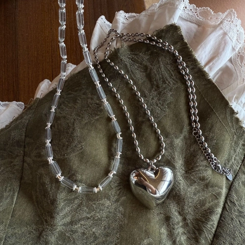 Sautoir Vintage en Acier Inoxydable Avec Pendentif Cœur Couleur Argent Perles de Cristal Facettées Chaîne Superposée Bijoux Femme
