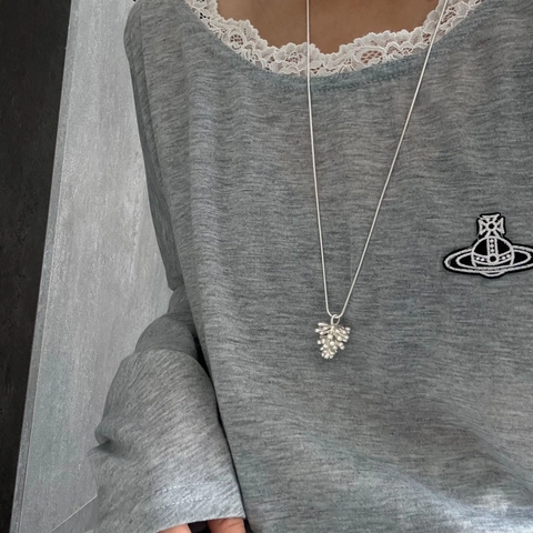 Collar con Colgante de Piña de Cobre Diseño de Nicho Cuerda Negra Ajustable Cadena de Acero de Titanio para Mujer