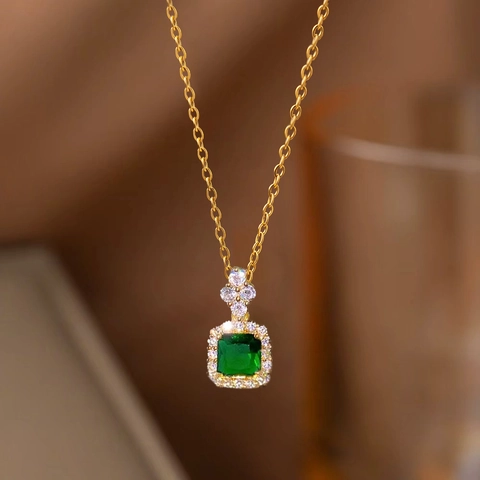 Luxury Copper Square Zirconia Pendant Necklace For Women Gold Plated Colorful Gemstone Rhinestone Halo Chain Necklace Jewelry Gift