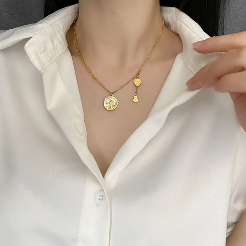 Titanium Steel Mother Of Pearl Horse Pendant Necklace With Money Bag Dollar Sign Charms Light Luxury Jewelry For Women