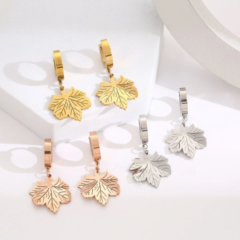 Fashion Stainless Steel Maple Leaf Pendant Necklace And Hoop Earrings Gold Silver Rose Gold Plated Etched Leaf Jewelry