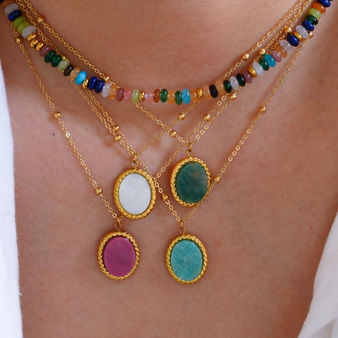 Vintage Stainless Steel Gold Plated Natural Stone Oval Pendant Necklace French Style Retro Elegant Jewelry For Women