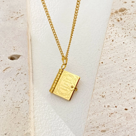 18K Gold Plated Stainless Steel Book Envelope Locket Pendant Necklace For Women Heart Engraved Poetry Quote Jewelry Gift