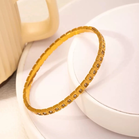 Luxury Titanium Steel Bangle For Women 18K Gold Plated Honeycomb Hexagon Bangle Zirconia Inlaid Square Ice Cube Bracelet Jewelry