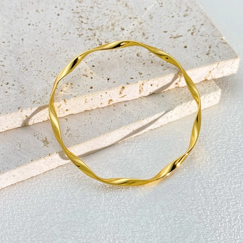 Bracciale Rigido Torsonato Moebius in Acciaio Inossidabile Minimalista da Donna Bracciale Ondulato Lucido Gioielli Oro Argento