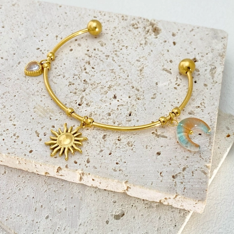 Fashion Gold Plated Stainless Steel Open Bangle For Women With Bowknot Strawberry Clover Moon Star Charms Jewelry Gift