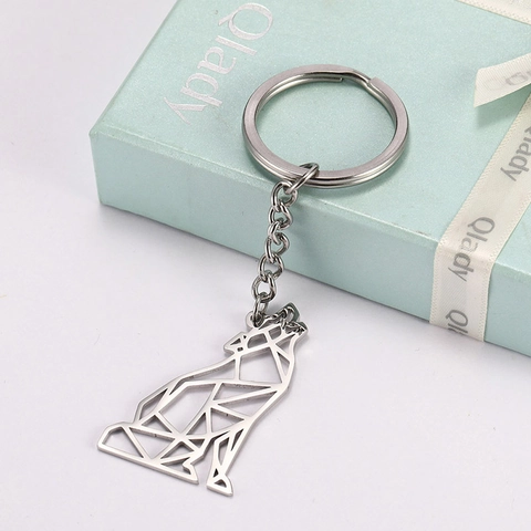 Porte-clés Loup Creux Géométrique en Acier Inoxydable Tête de Loup Animal Porte-clés Accessoire d'Art Moderne pour Hommes Femmes
