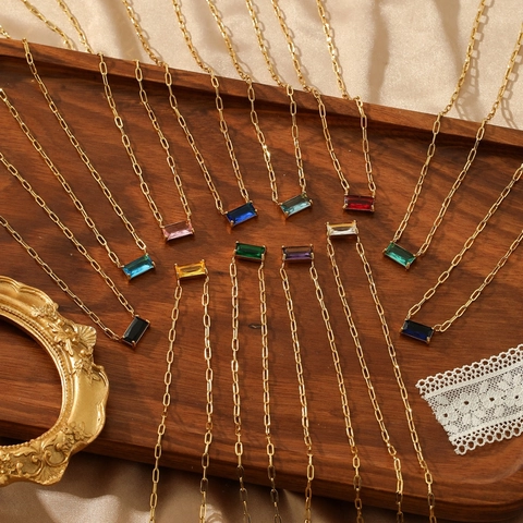 Elegante Collana a Catena a Graffetta in Acciaio Inossidabile Con Ciondolo in Zirconia Rettangolare Per Donna Gioielli