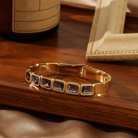 Vintage 18K Gold Plated Stainless Steel Bangle For Women Colorful Square Rhinestone Inlaid Snap Buckle Geometric Jewelry