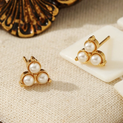 Orecchini a Bottone Vintage in Perla Artificial Sintetica e Zirconia Con Perno in Acciaio Inossidabile Oro Placcato Geometrici Tondi Donna