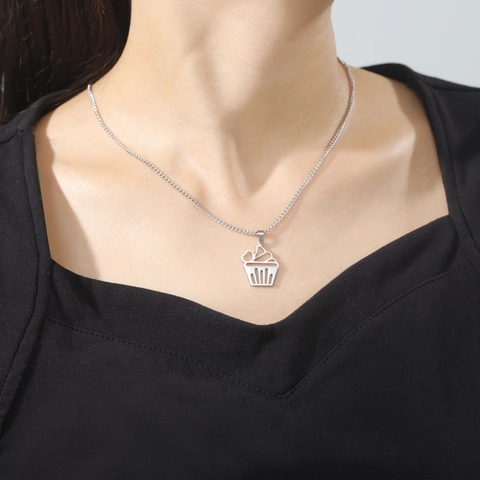 Stainless Steel Cupcake Heart Pendant Necklace Hollow Out Design For Women Girl Gift Gold Silver Plated Jewelry Chain Necklace