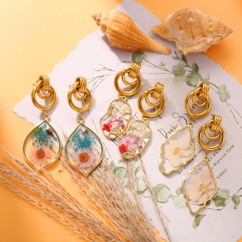 Vintage Gold Interlocking Rings Real Dried Flower Drop Earrings Resin Daisy Botanical Pendant Jewelry For Women Daily Party