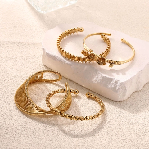 Vintage Stainless Steel Floral Open Bangle Bracelet For Women Gold Plated Textured Layered Flower Branch Cuff Jewelry