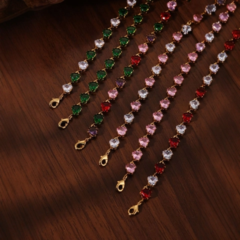 Bracelet Vintage en Acier Inoxydable Cœur en Zircon pour Femmes Plaqué Or Coloré Bracelet Chaîne en Pierres Gemmes Mariage Fête Bijoux Cadeau